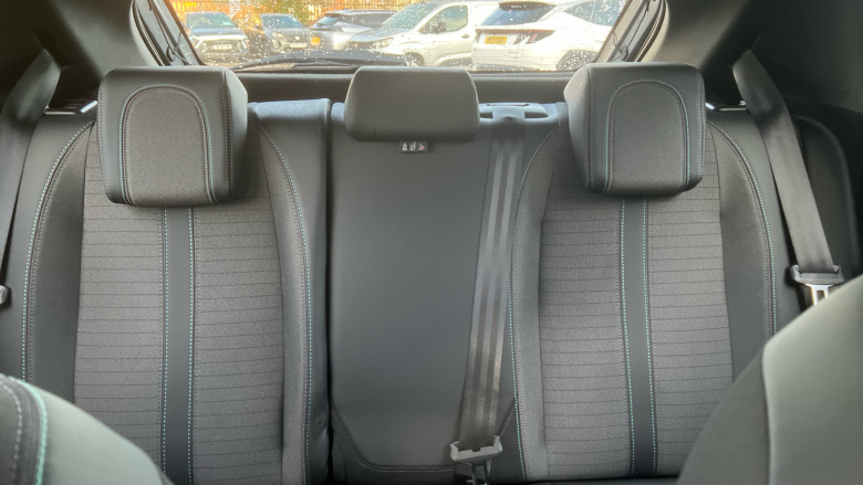 Peugeot 208 1.2 PureTech 100 Allure Premium 5dr Petrol Hatchback